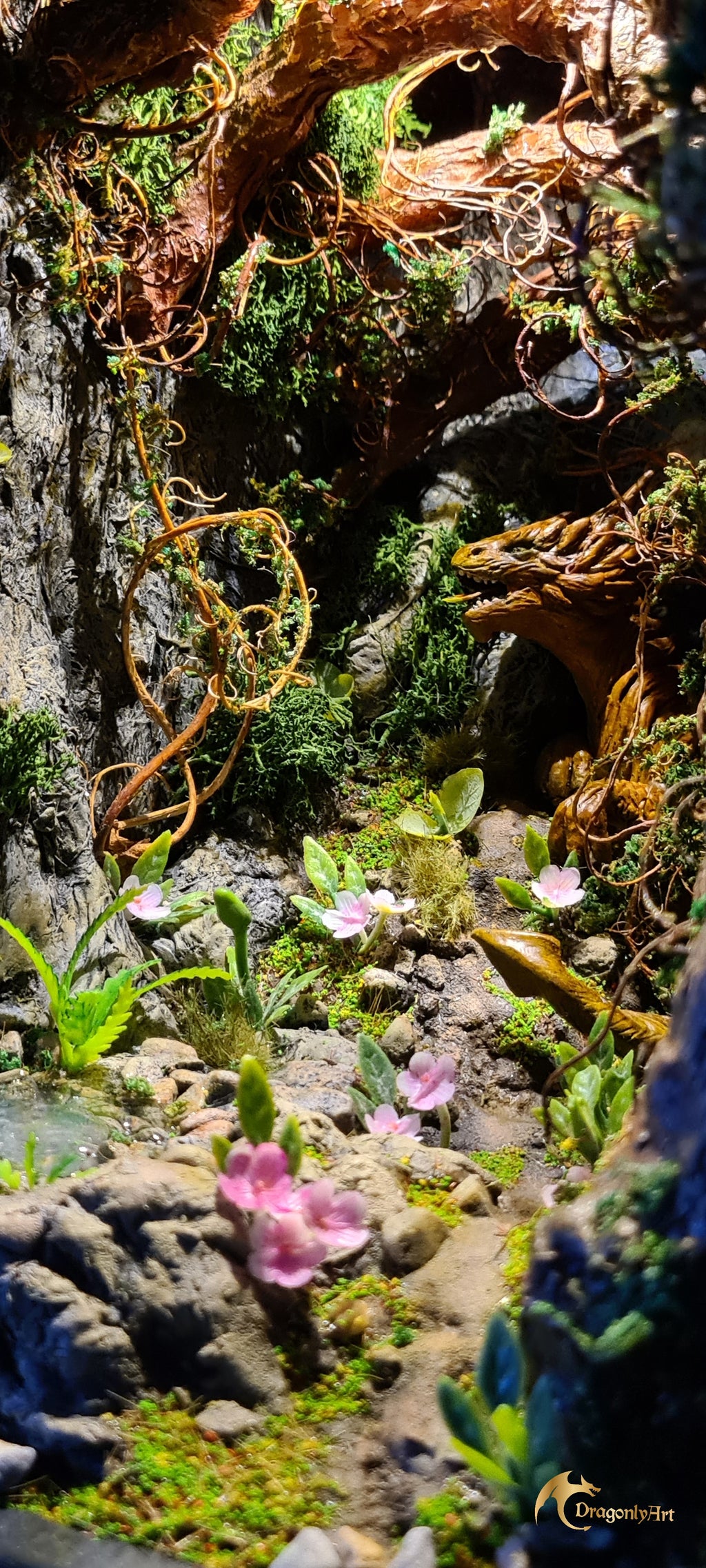 Enchanted Dragon Book Nook – Handcrafted Fantasy Shelf Scene