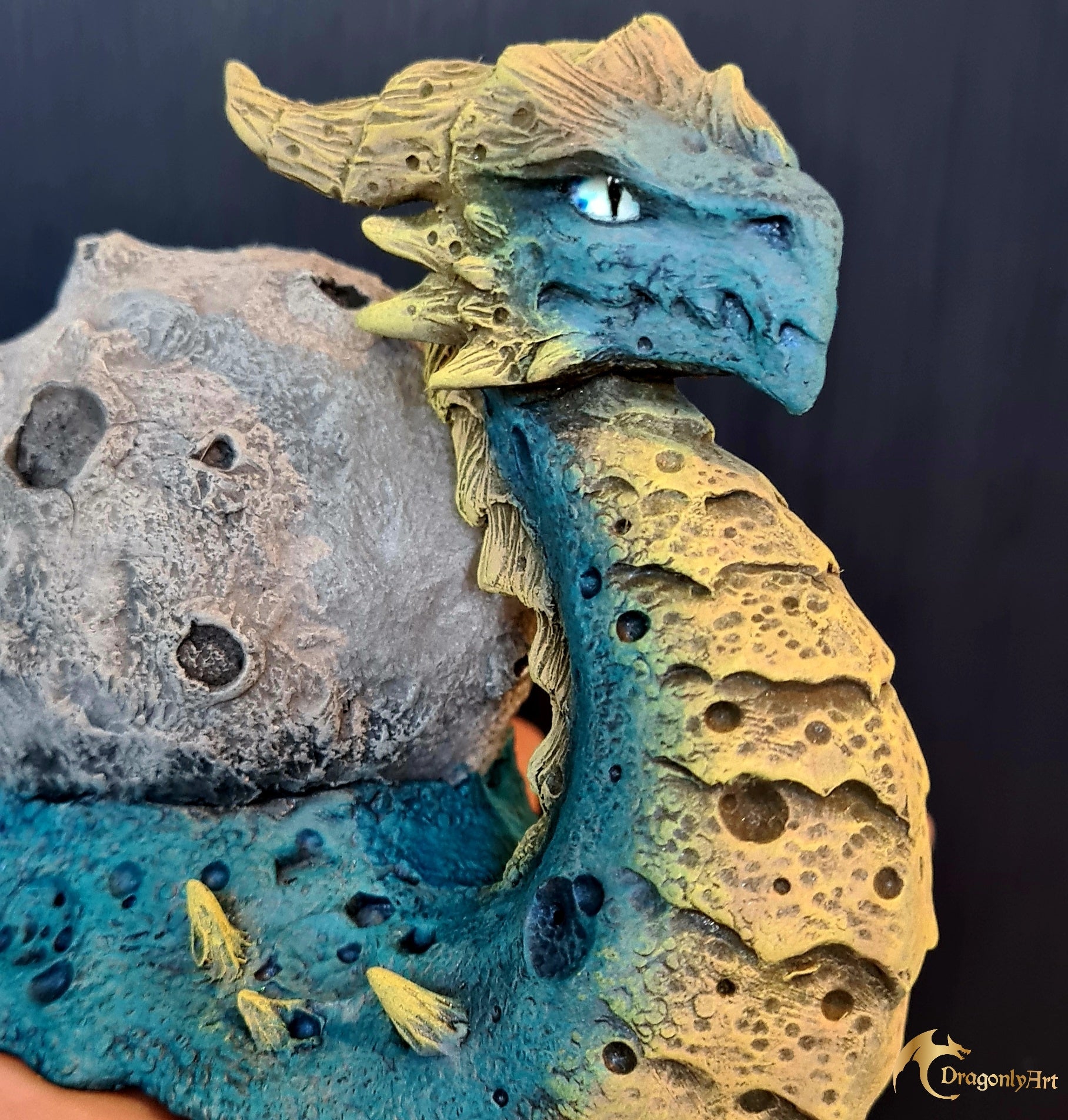Moon Snagon – Handmade Snail Dragon Sculpture (OOAK Fantasy Creature)